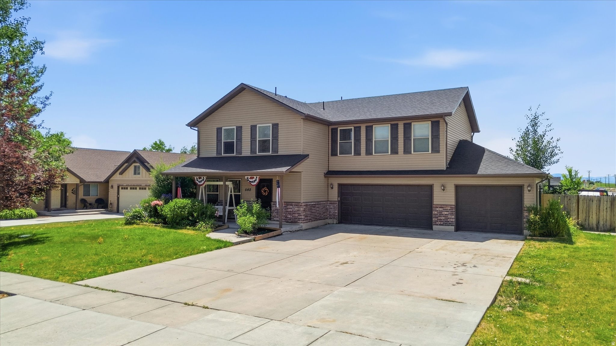 542 S LAKESIDE DR, Franklin, ID 83237 — photo 1