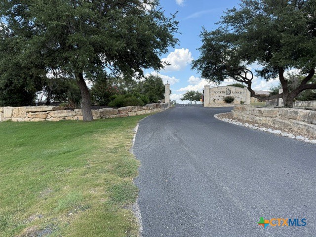 137 W Pat Dolan, Blanco, TX 78606 — photo 1