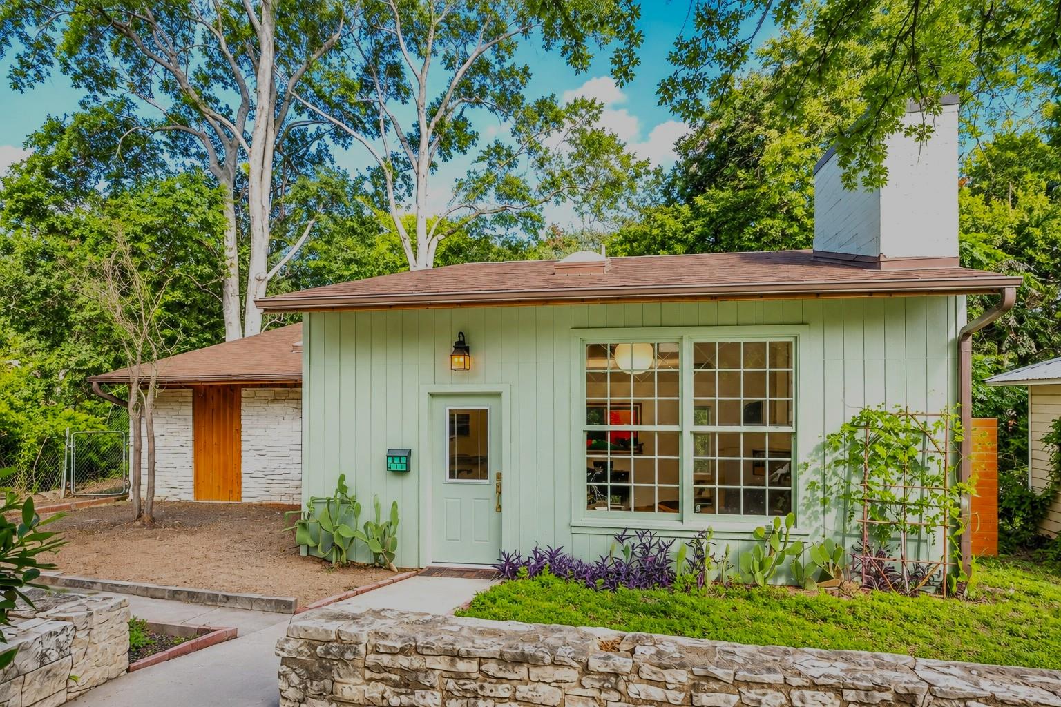 3302  Cherrywood Rd, Austin, TX 78722 — photo 1