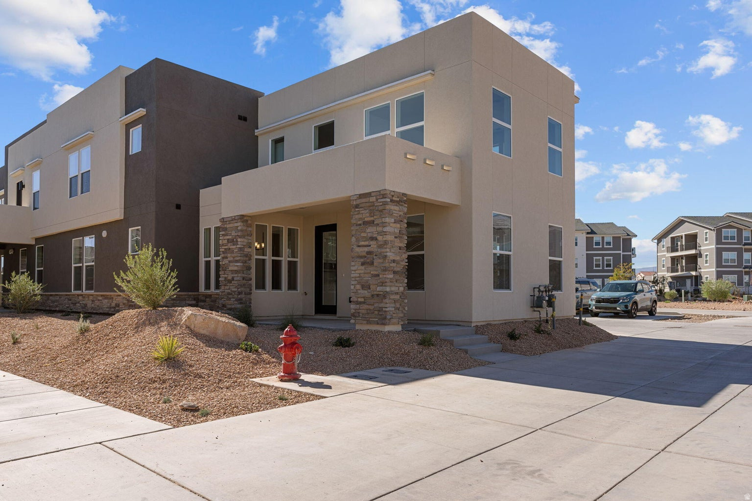 523 W OLIVE LN, St. George, UT 84790 — photo 1