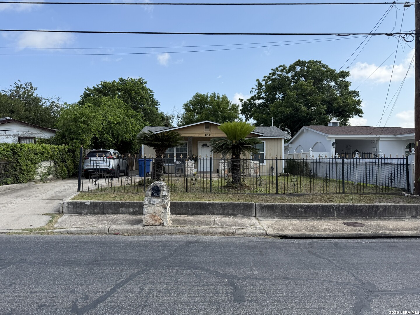 807 Kendalia, ,  78221 — photo 1