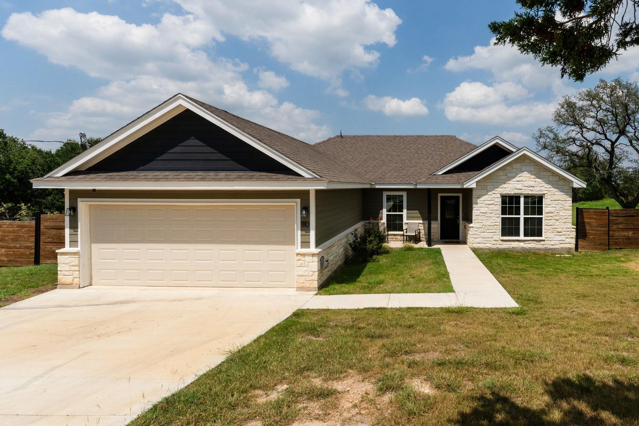 1110 County Road 1045, Lampasas, TX 76550 — photo 1