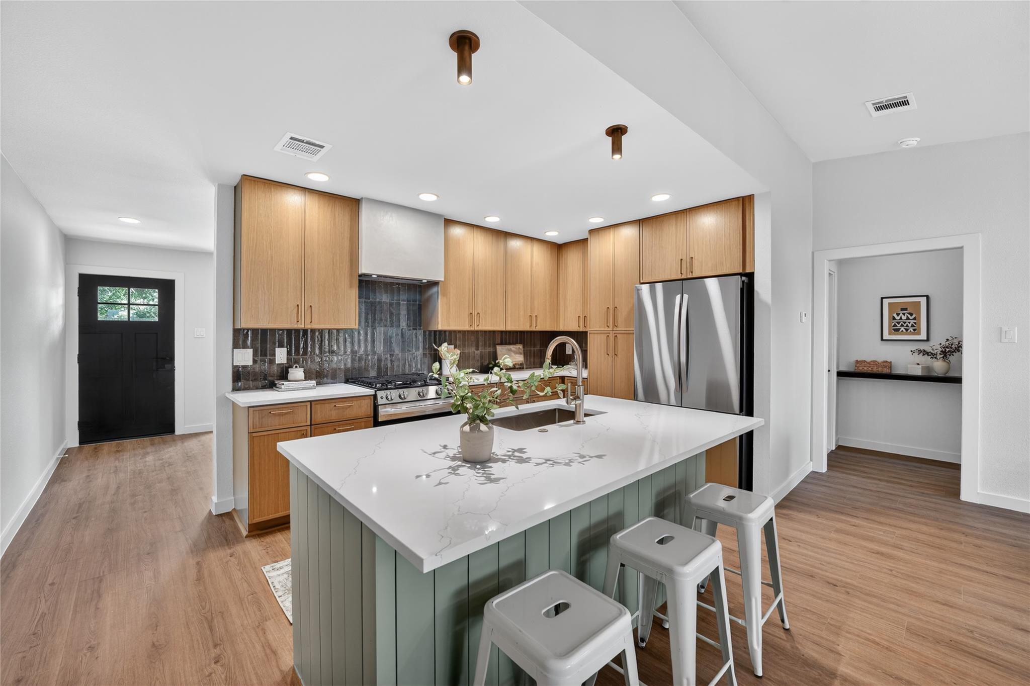 2412 Aldford, Austin, TX 78745 — photo 1