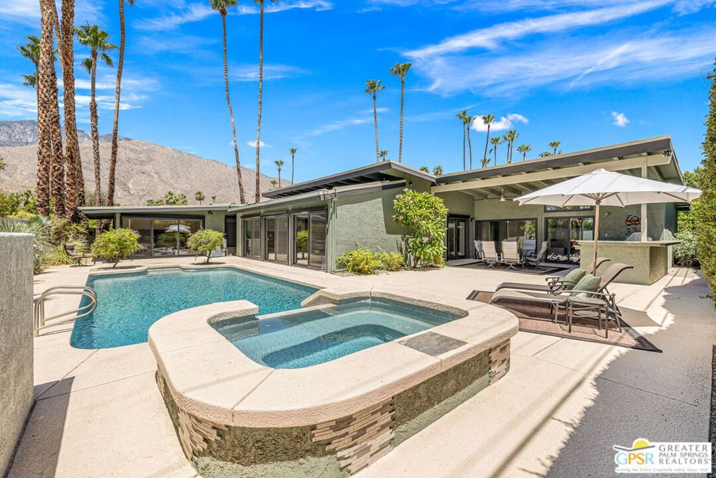 1120 S Calle De Maria, Palm Springs, CA 92264 — photo 1
