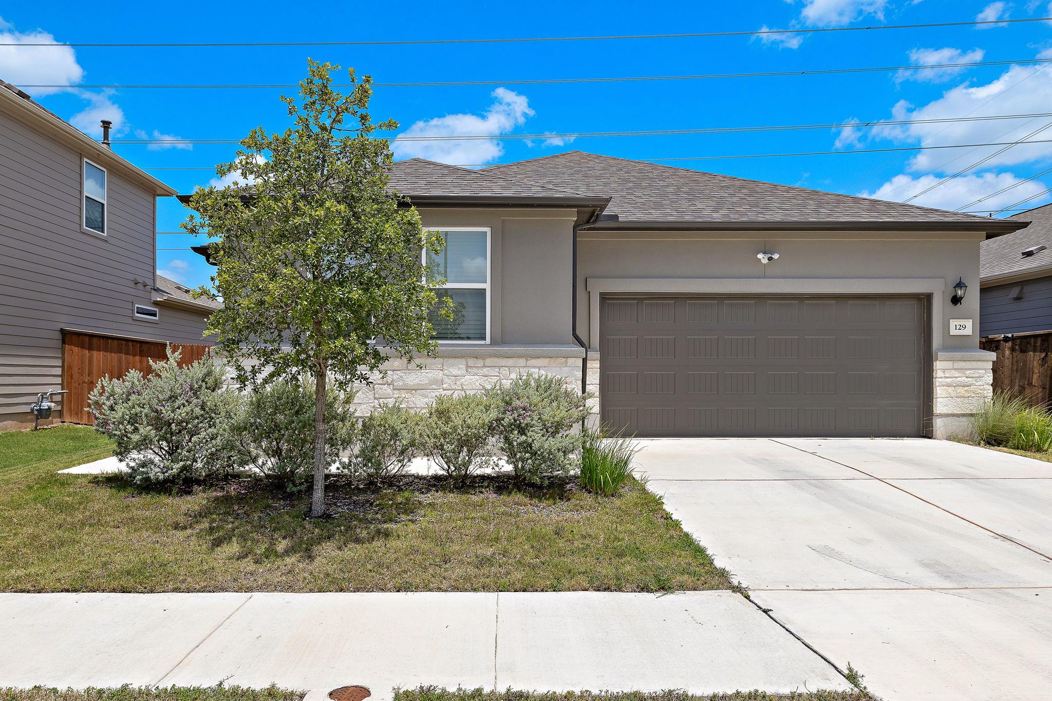 129 Adeline, Hutto, TX 78634 — photo 1