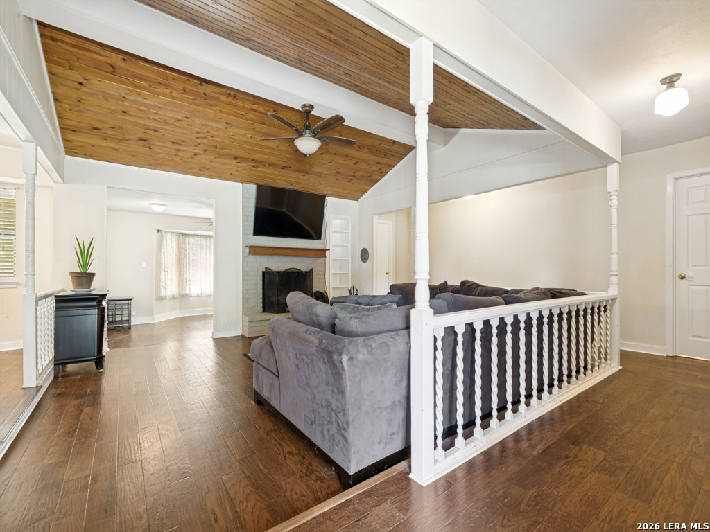 224 Azalea Trail, ,  78006 — photo 1