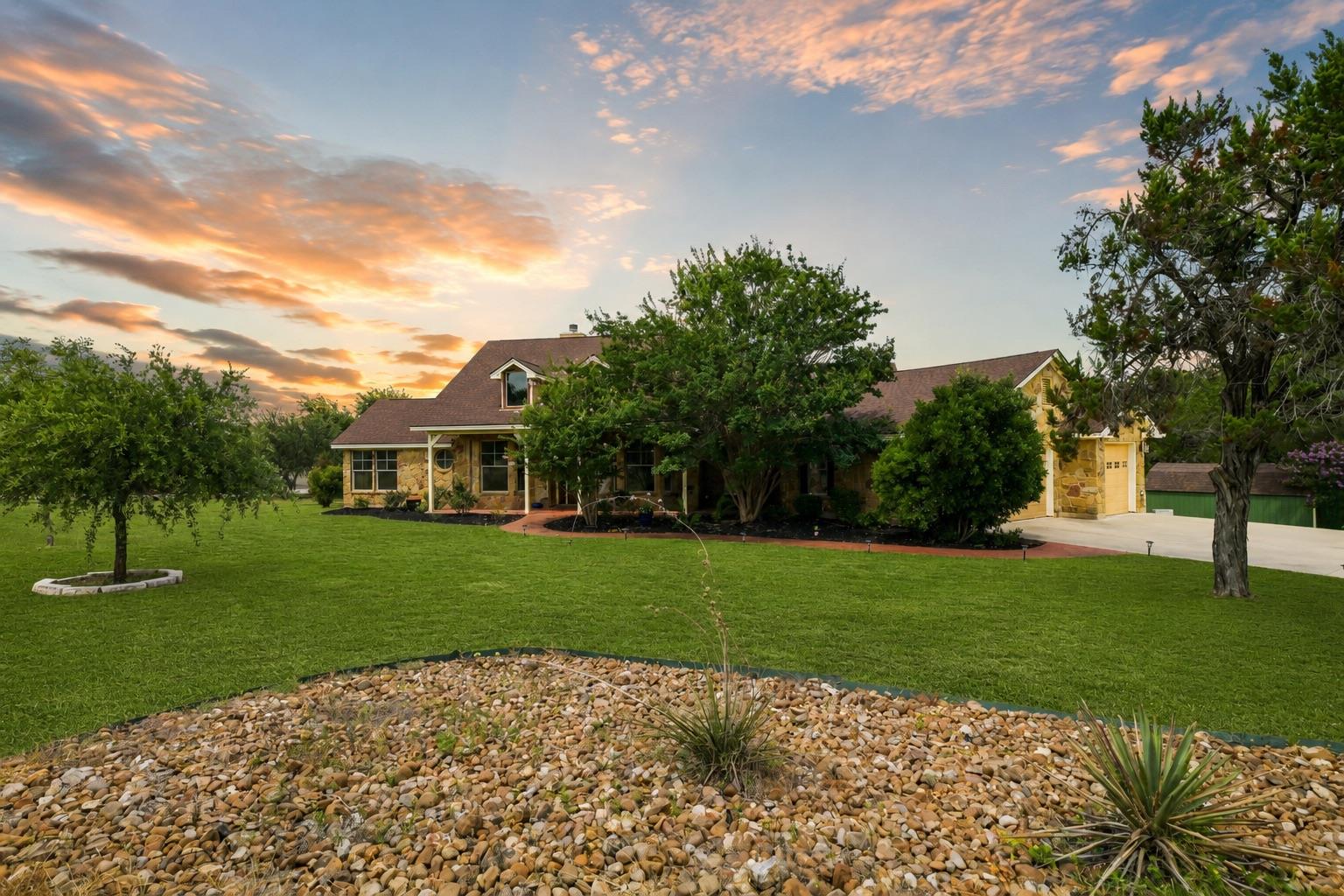 501 Goodnight, Dripping Springs, TX 78620 — photo 1