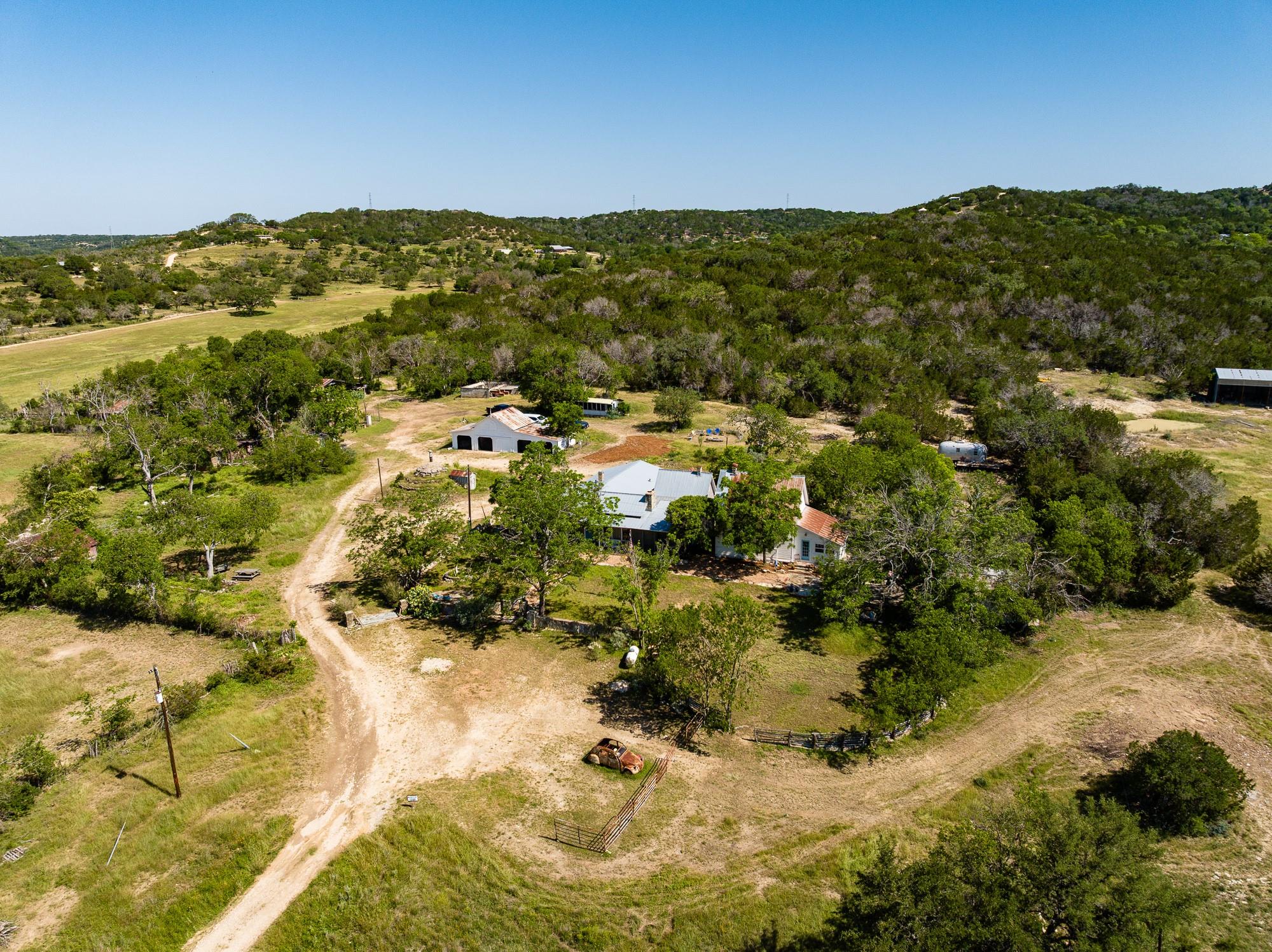 684 Stoneleigh, Center Point, TX 78010 — photo 1