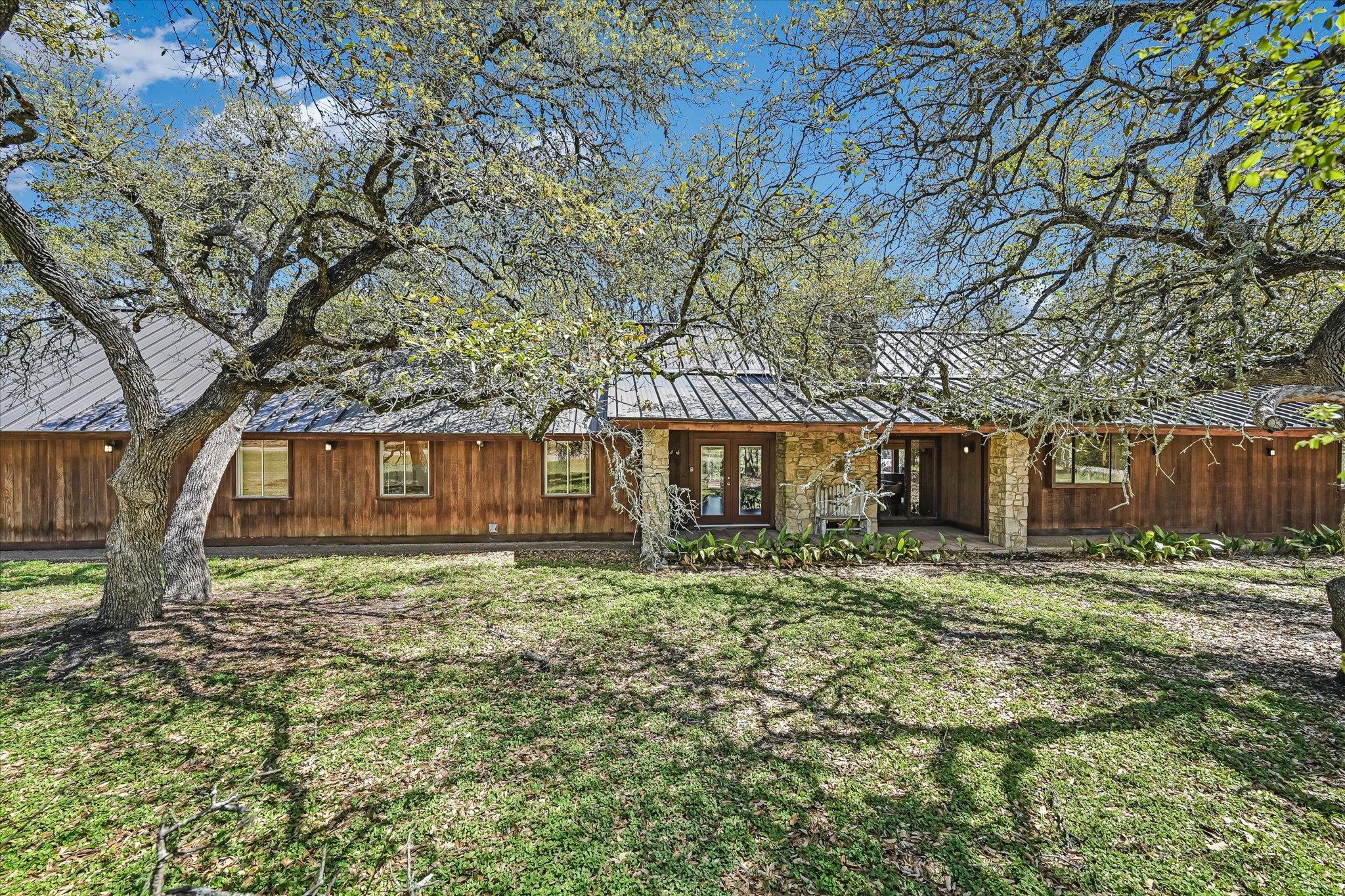 411 Whitetail Ridge, Dripping Springs, TX 78620 — photo 1