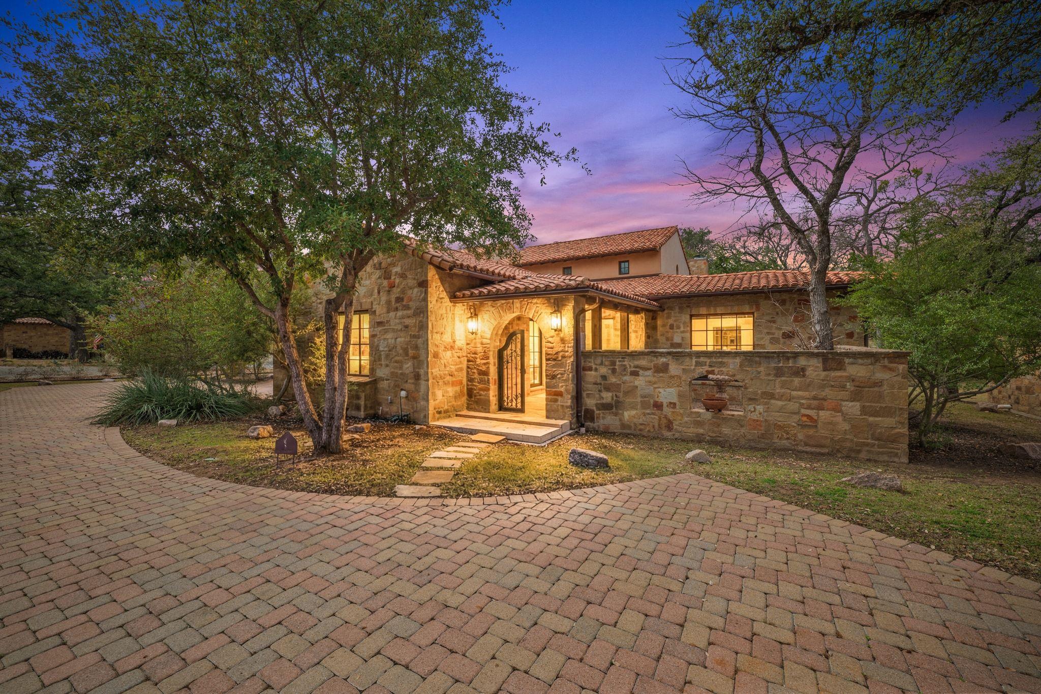 145 La Serena, Horseshoe Bay, TX 78657 — photo 1