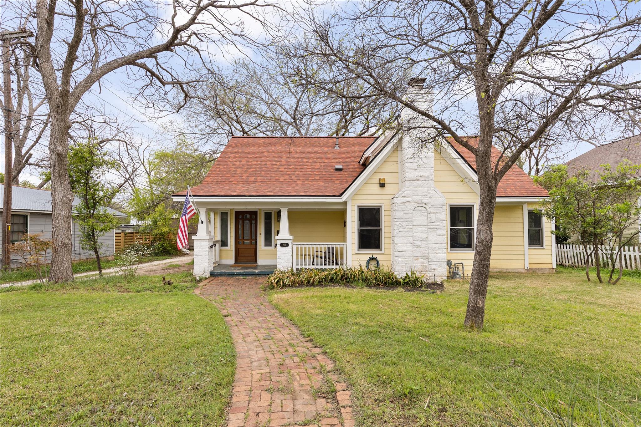 811 46th, Austin, TX 78751 — photo 1