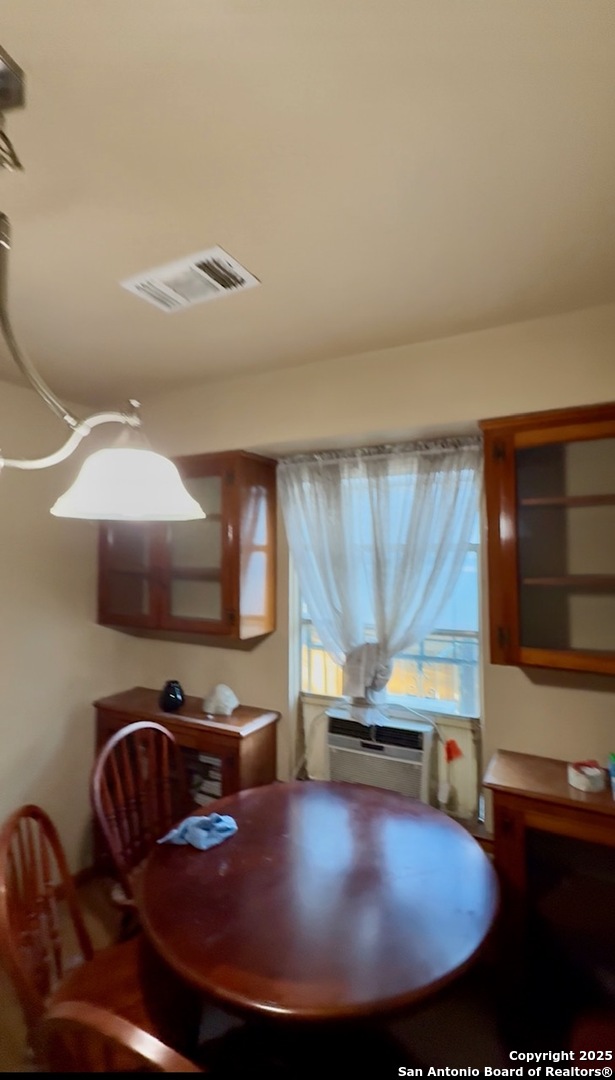 221 Somerset, ,  78211 — photo 1
