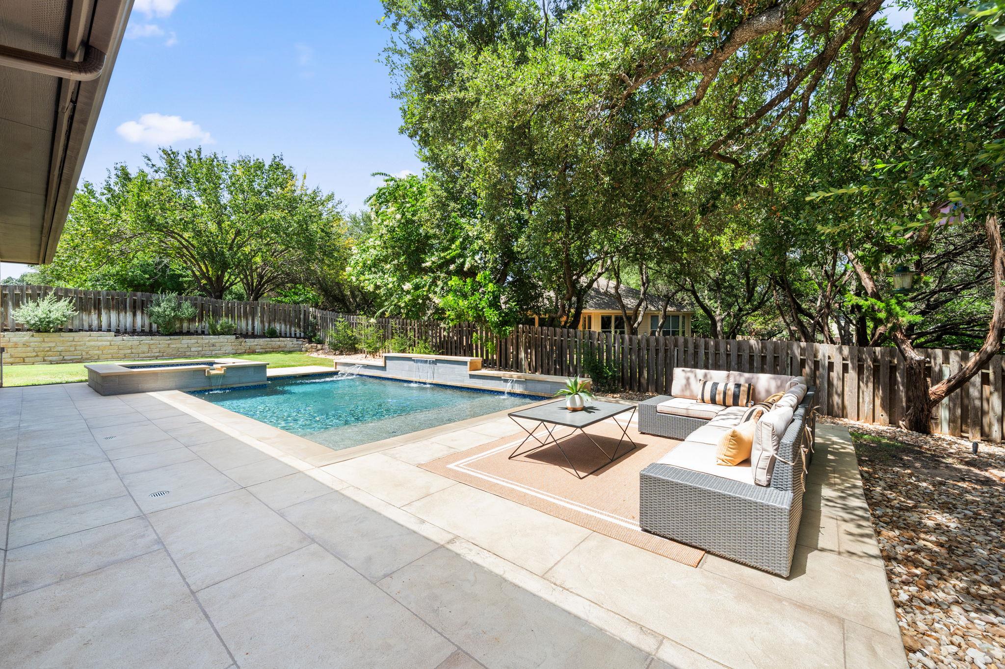 852 Sunfish, Lakeway, TX 78734 — photo 1