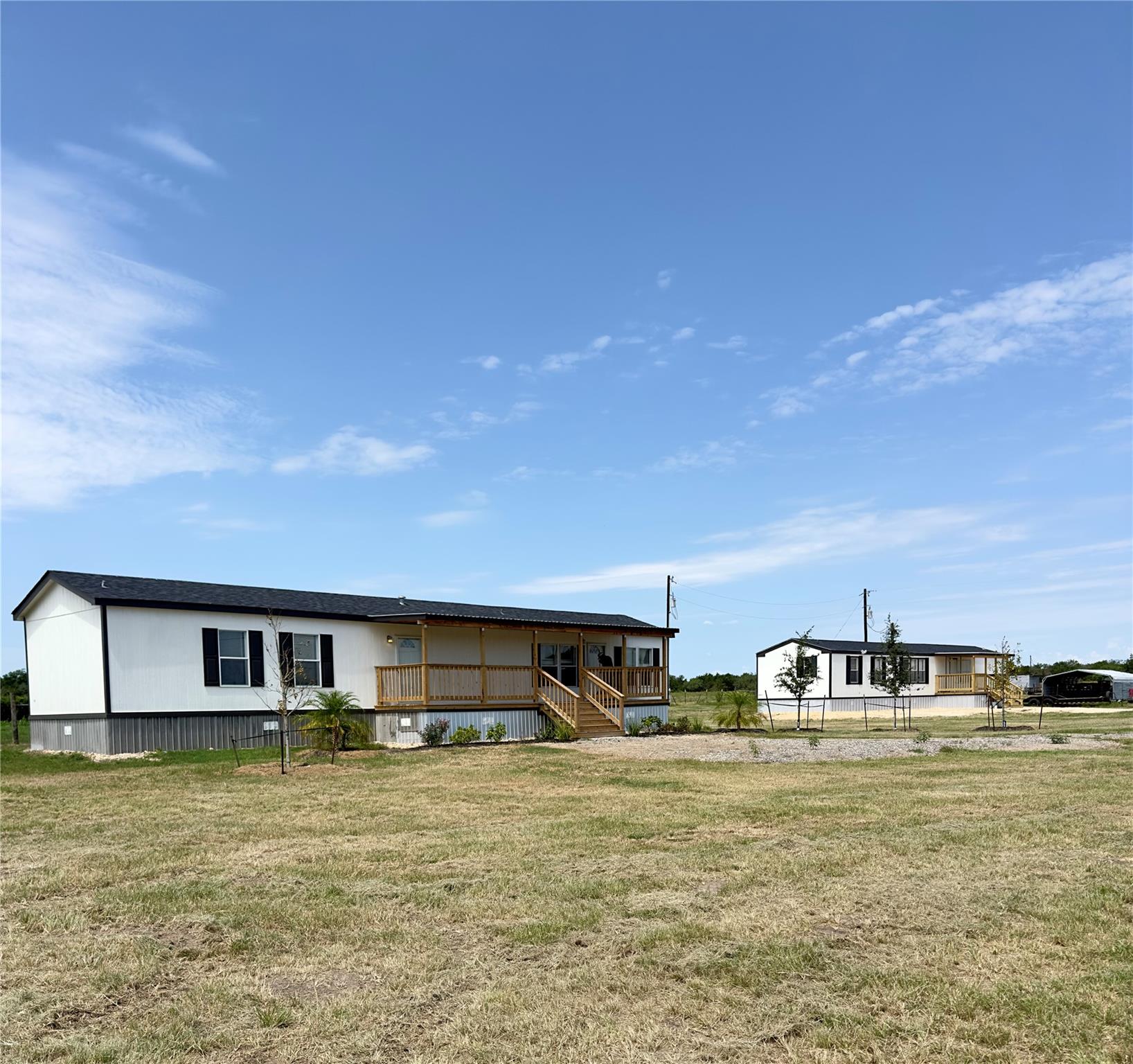325 Lytton, Dale, TX 78616 — photo 1