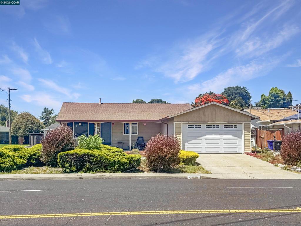 2838 Tara Hills Dr, San Pablo, CA 94806 — photo 1