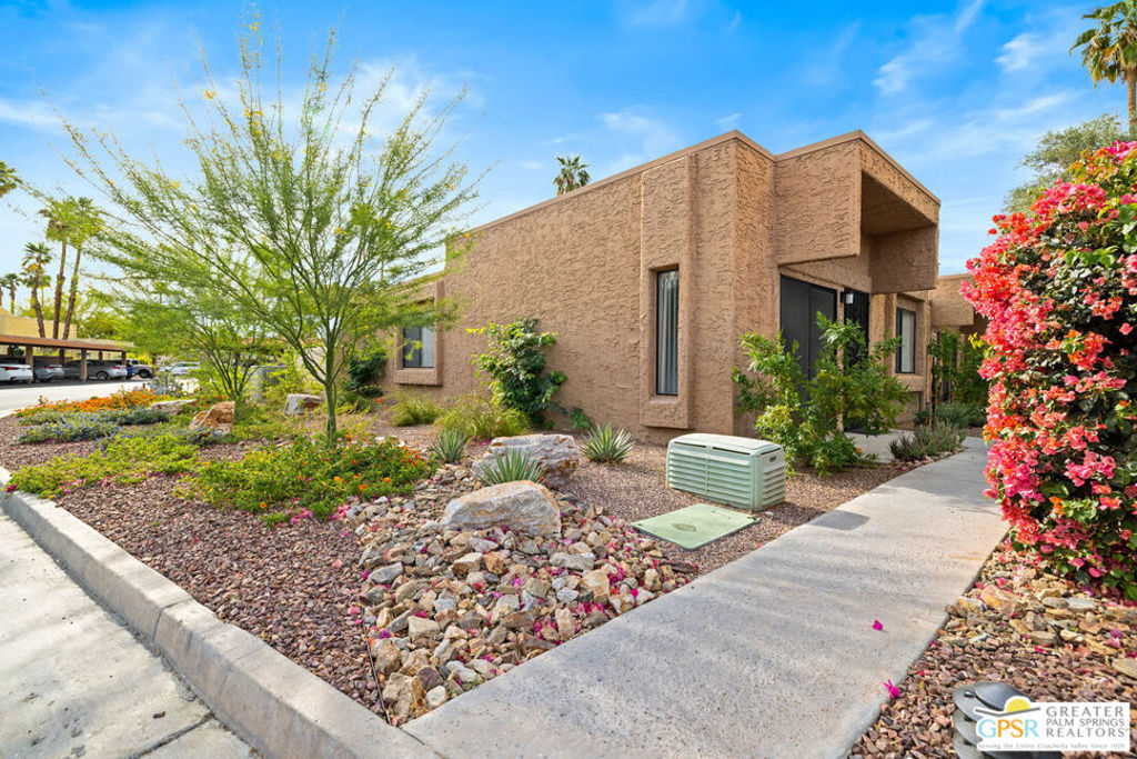 2400 Los Coyotes Drive, Palm Springs, CA 92264 — photo 1