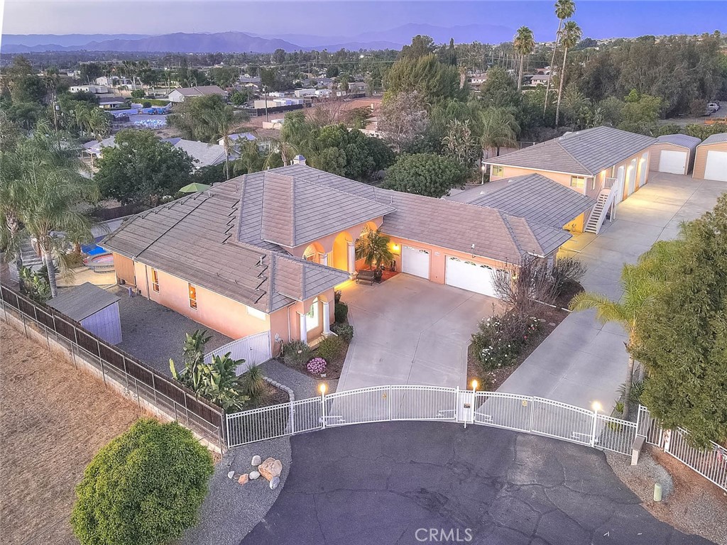 17292 Bali, Riverside, CA 92504 — photo 1