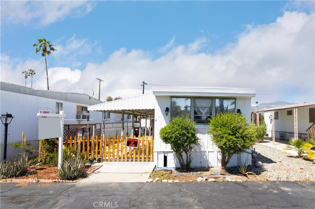 25521 N Lincoln Avenue 4, Hemet, CA 92544 — photo 1