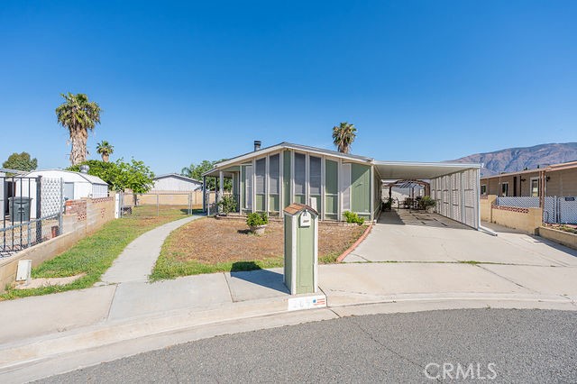 209 Flora Vista, San Jacinto, CA 92582 — photo 1
