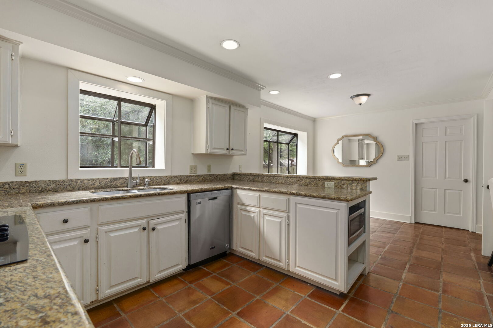 415 Woodway Forest Dr, ,  78216 — photo 1