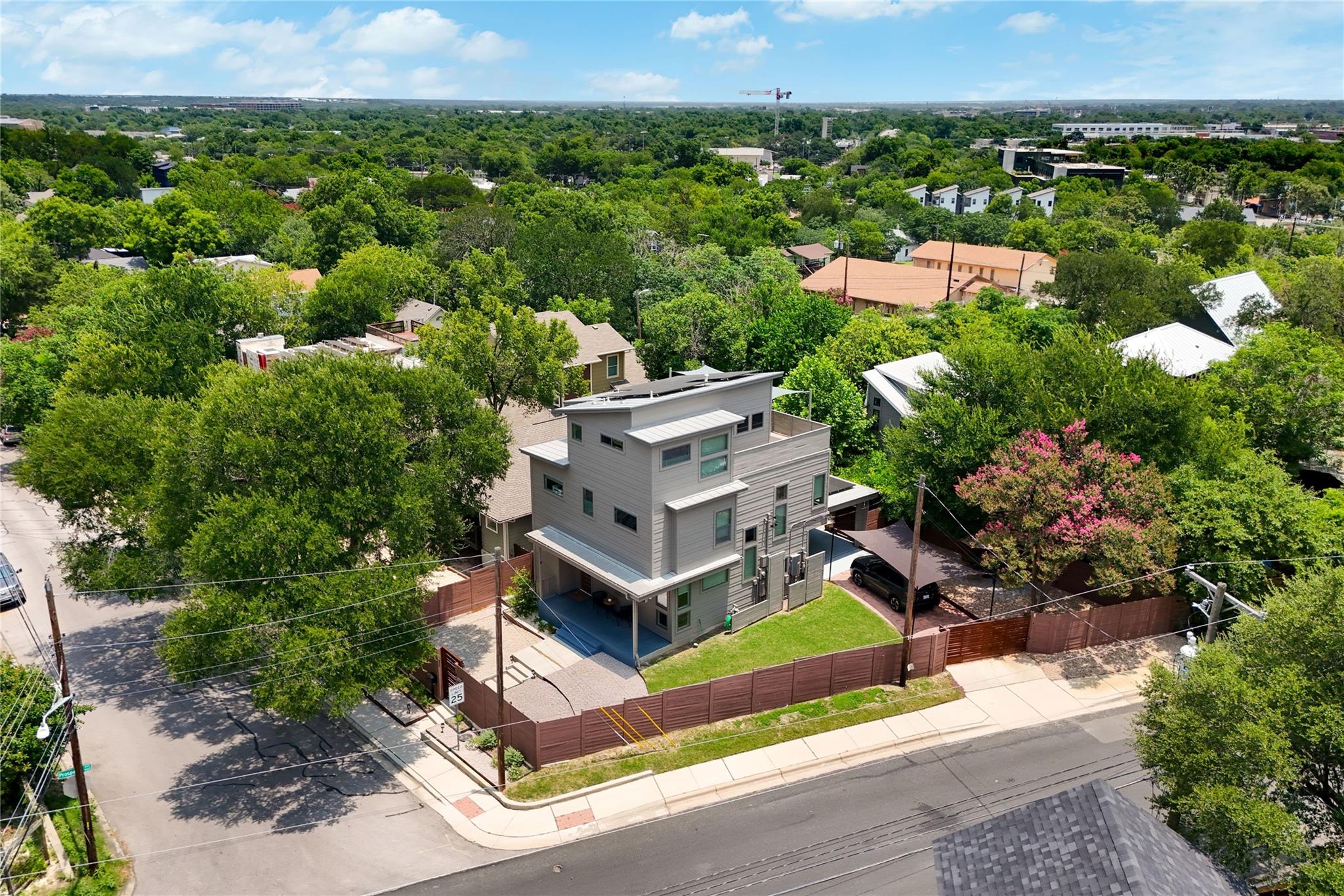 2201 9th, Austin, TX 78702 — photo 1