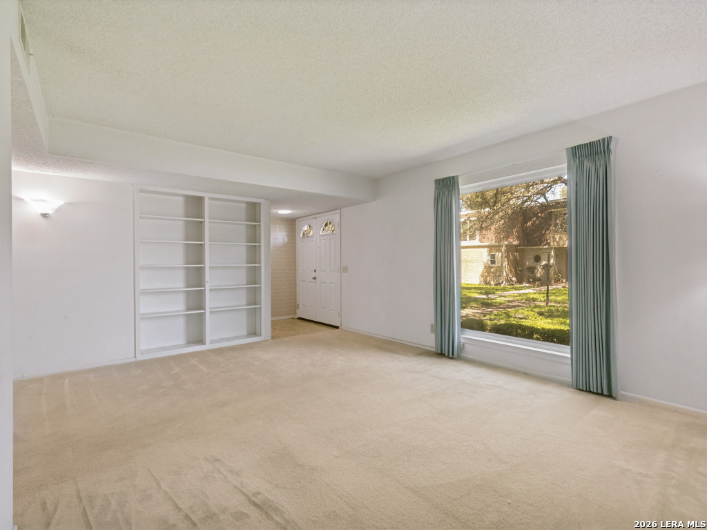 612 STRINGS DR, , 78216 — photo 1