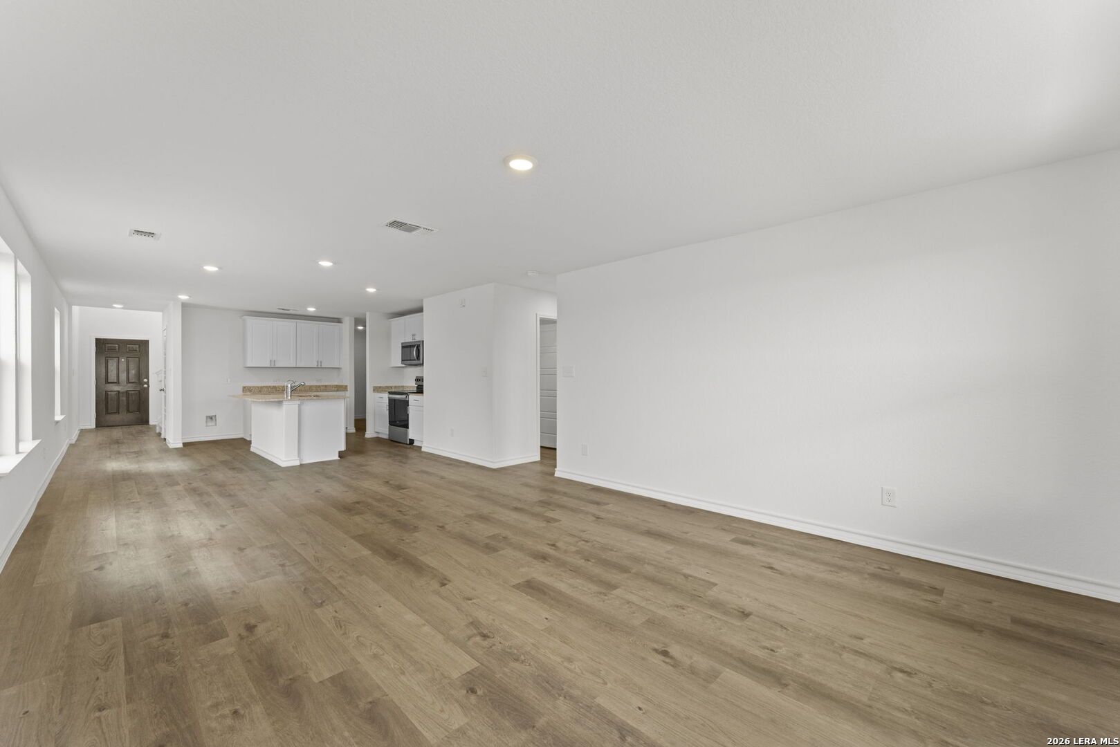 416 Raven Row, ,  78124 — photo 1