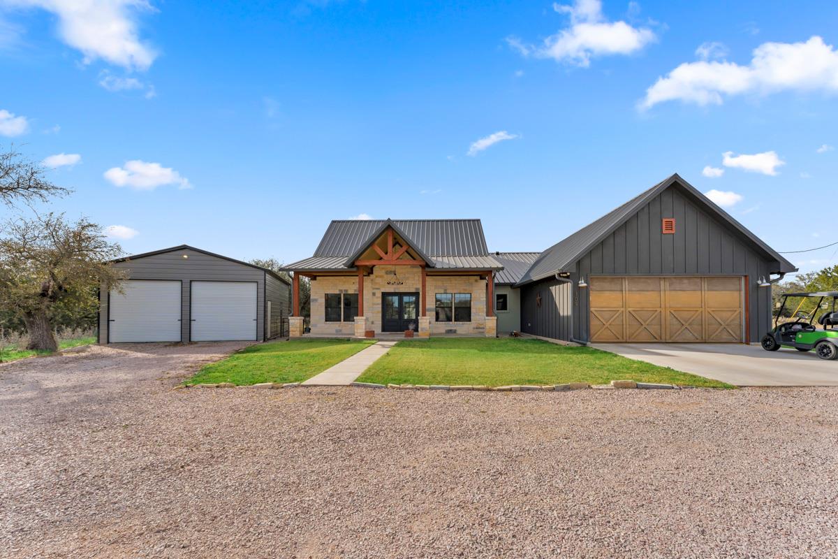 109 Lavonna Fox, Burnet, TX 78611 — photo 1