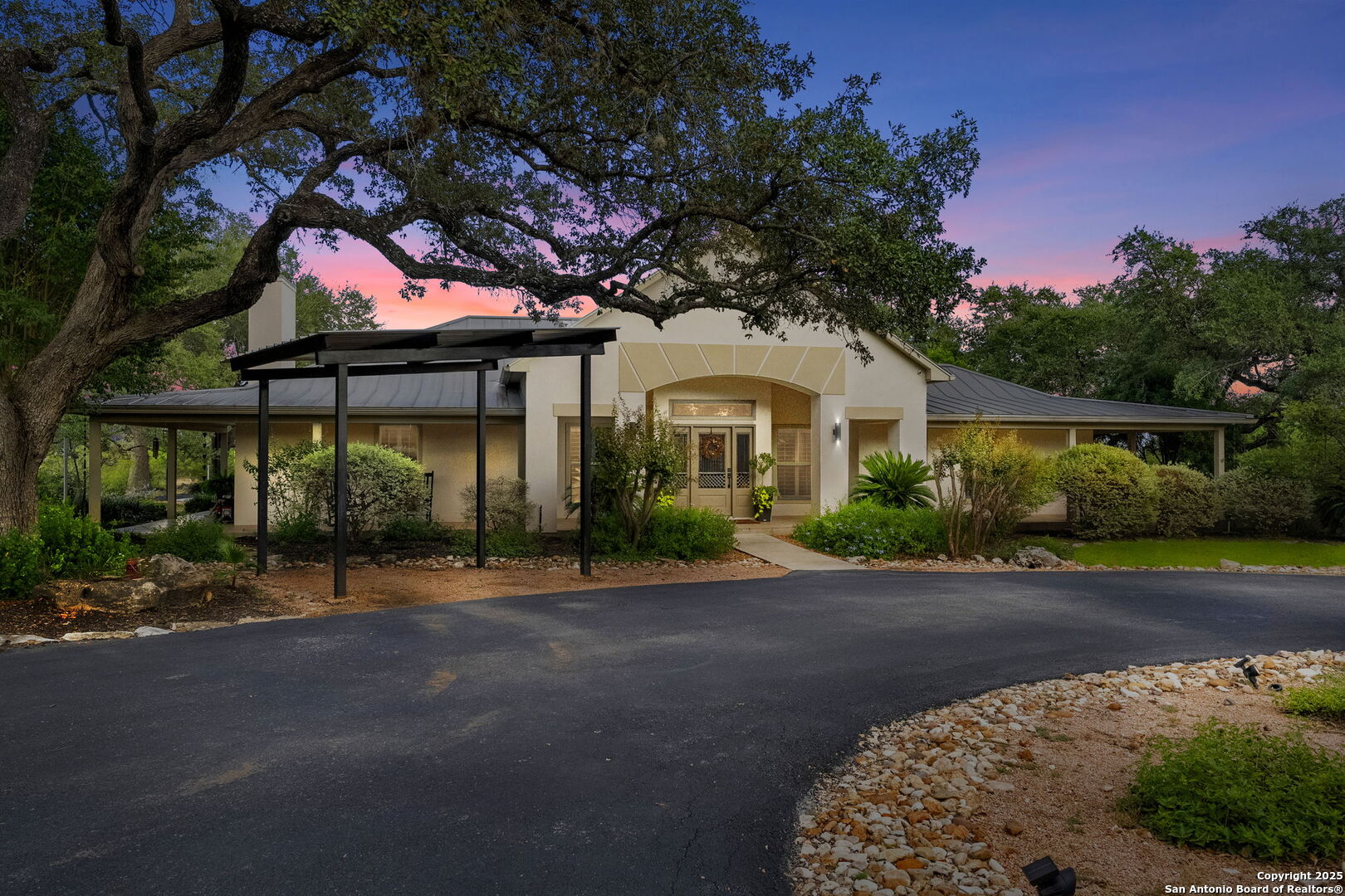 22050 Hanging Oak, ,  78266 — photo 1