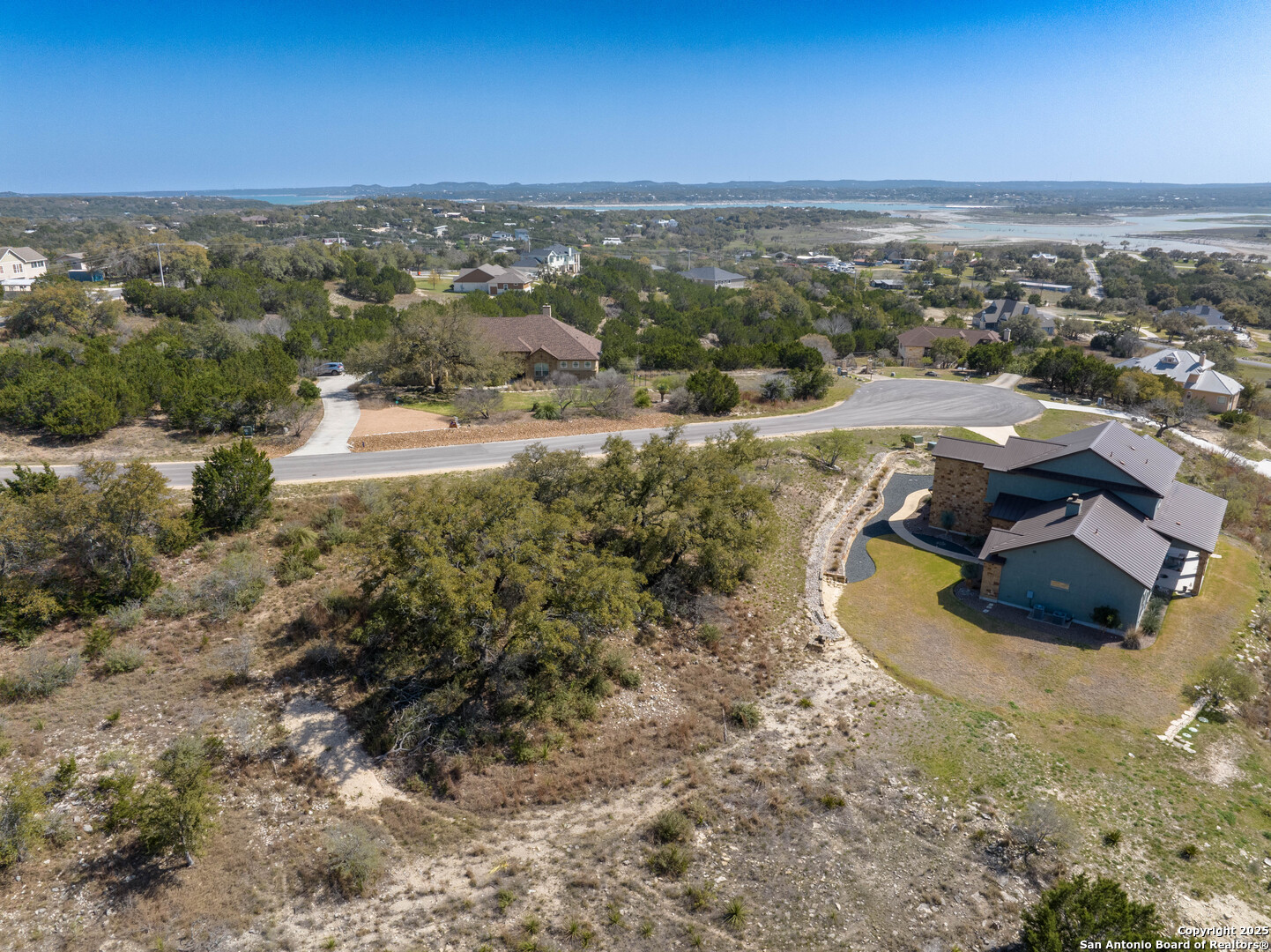 136 Spirit Cir, ,  78070 — photo 1