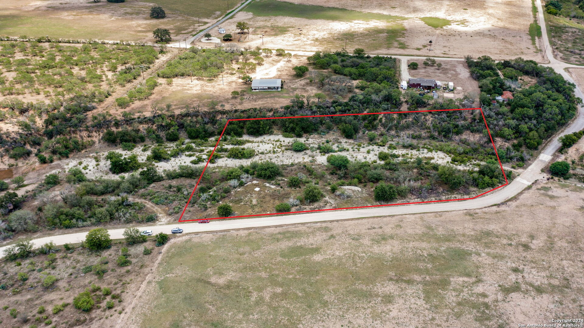 613 county road 441, Hondo, TX 78861 — photo 1