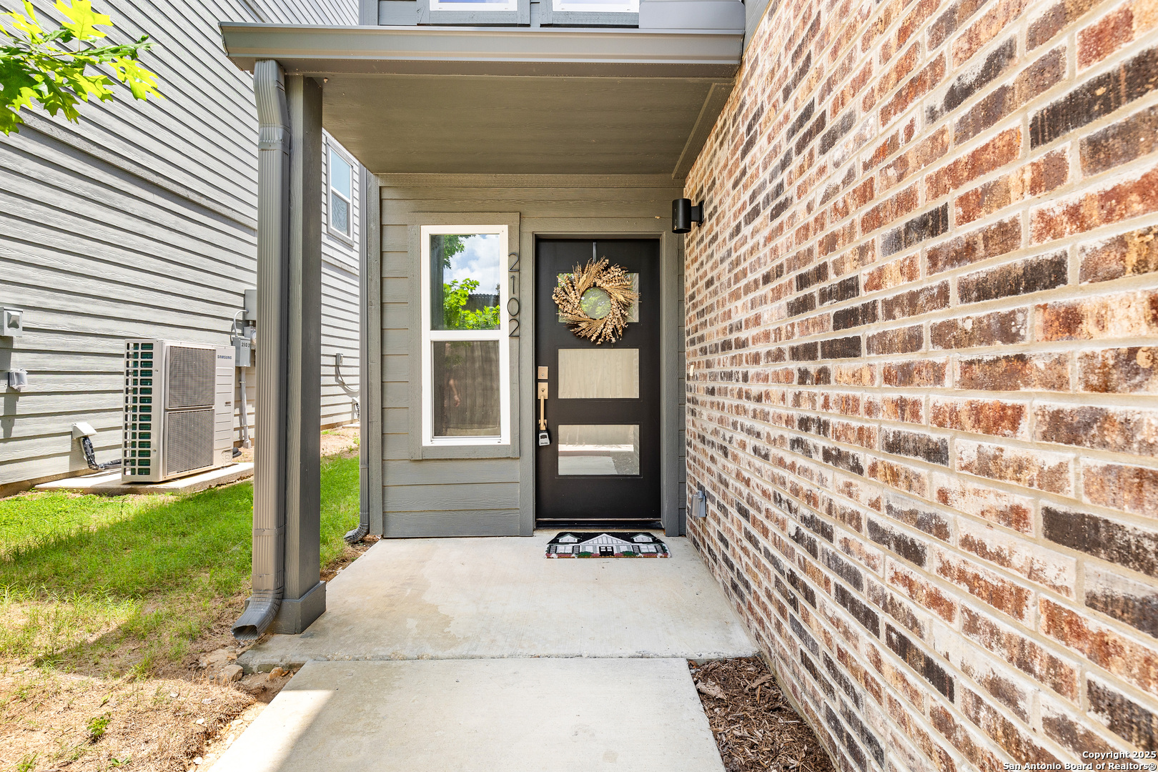 415 Ira Ave, ,  78209 — photo 1