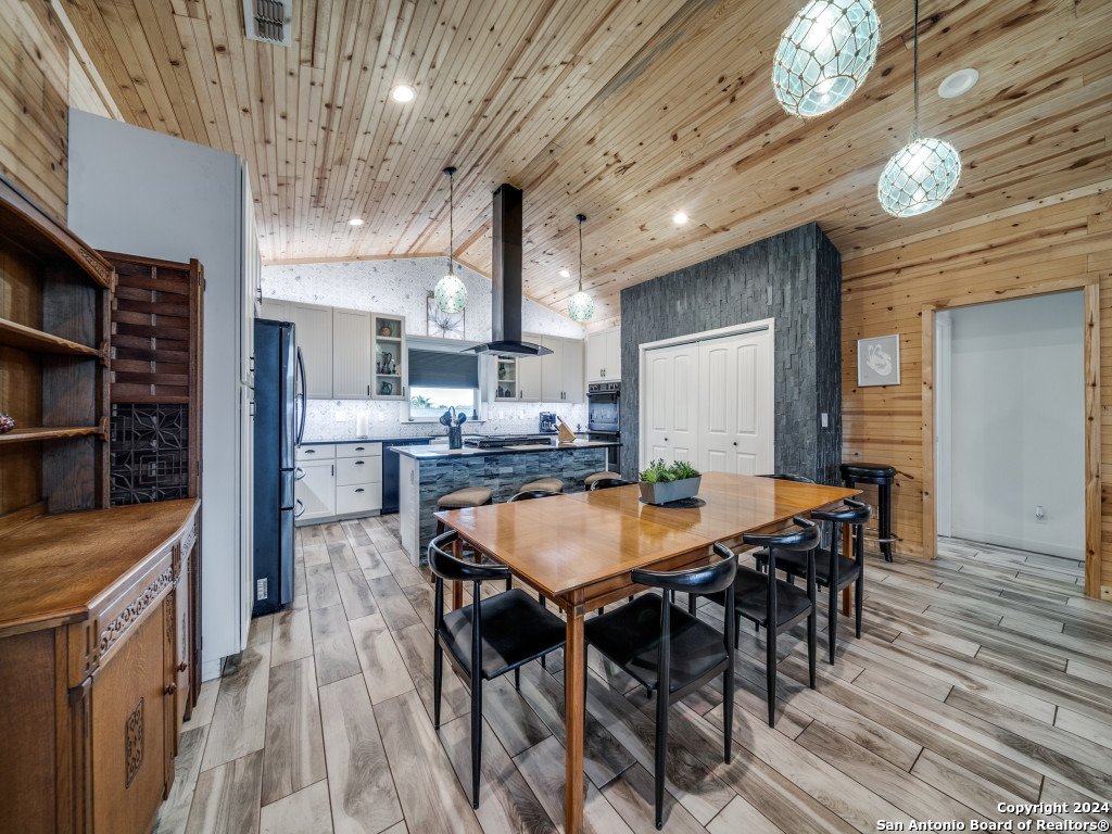 610 Sand Dollar Circle, ,  78373 — photo 1