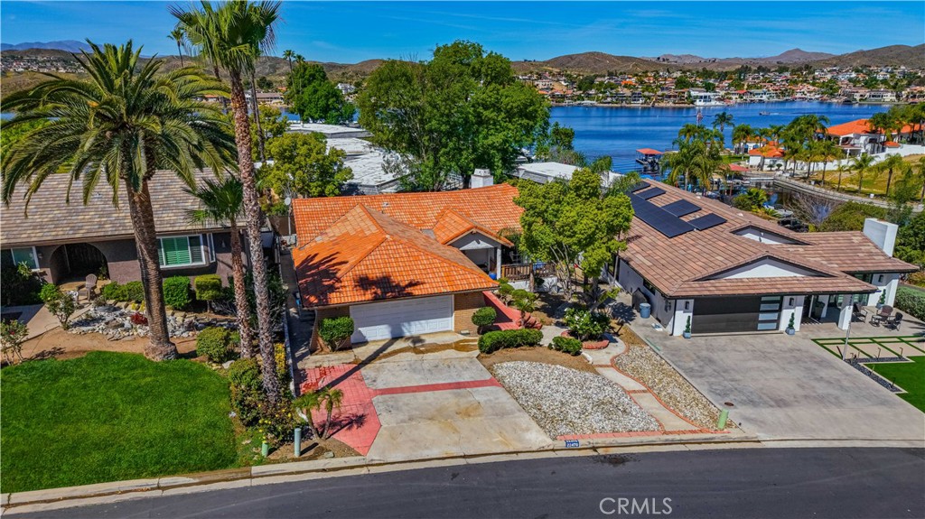 22470 Lighthouse Drive, Canyon Lake, CA 92587 — photo 1