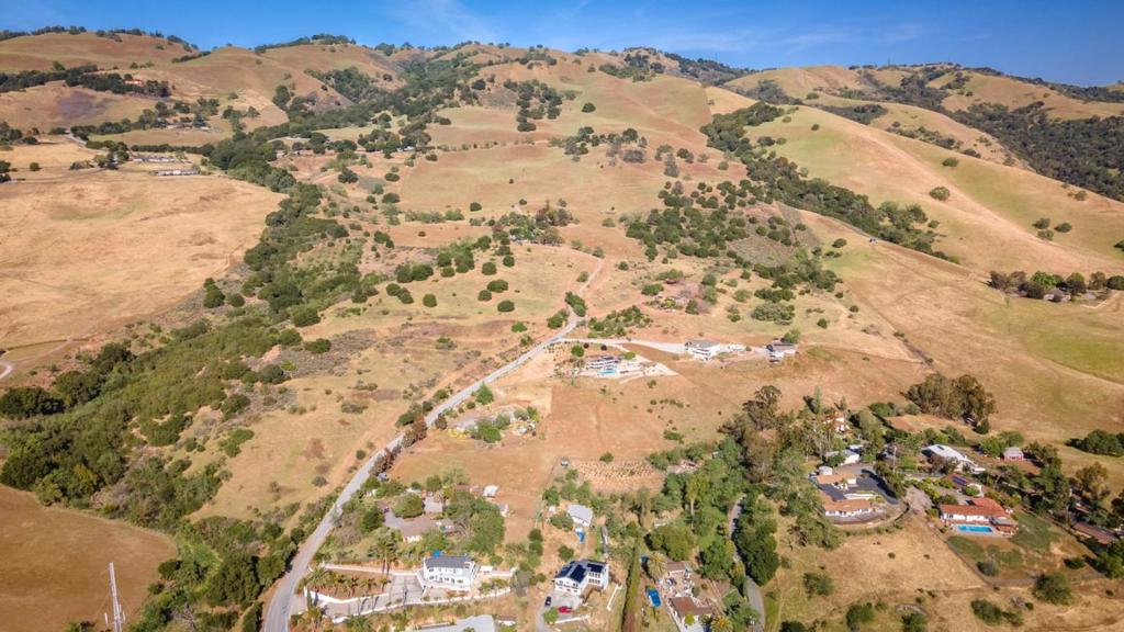4152 E Aborn Road, San Jose, CA 95135 — photo 1