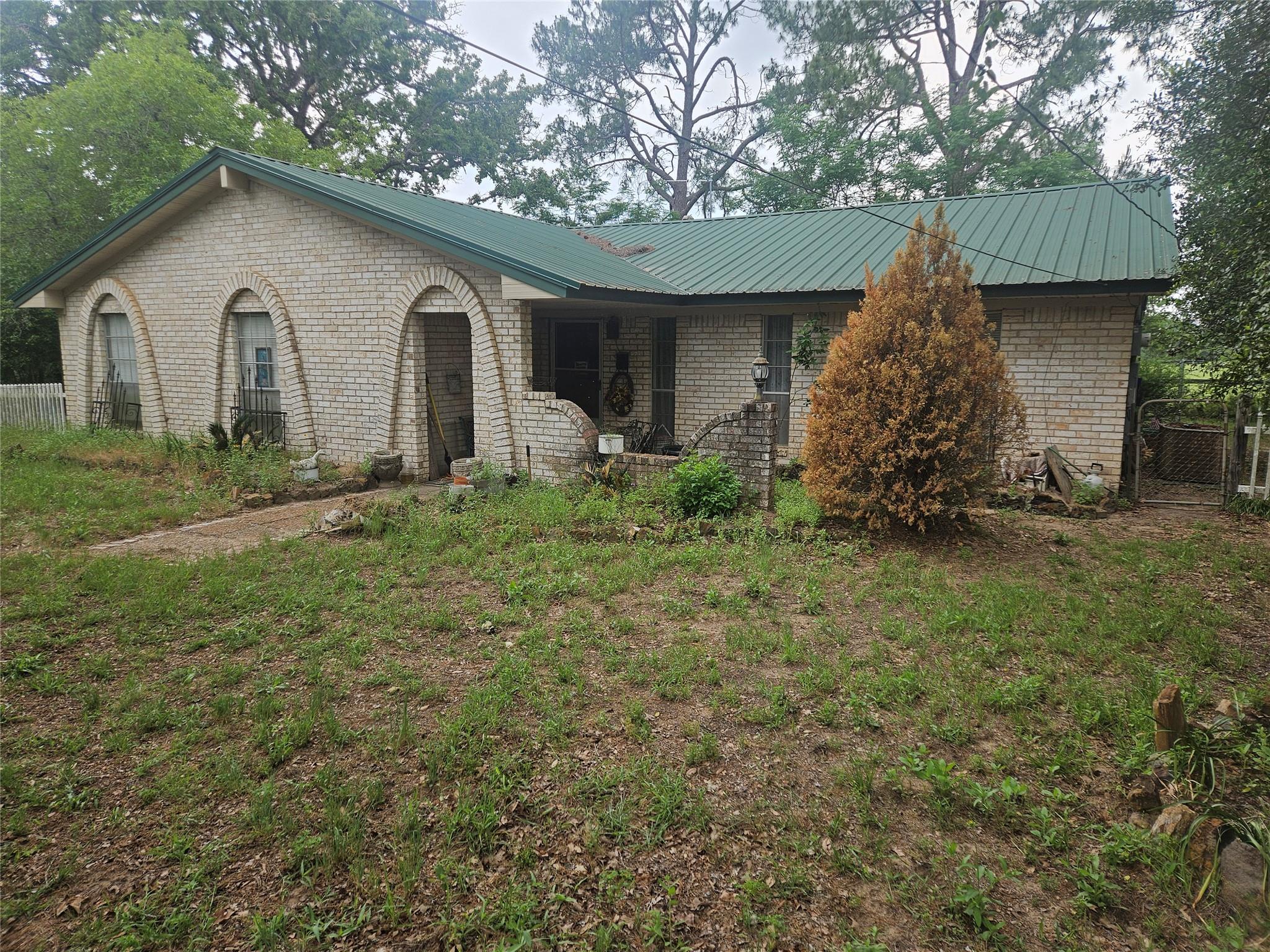 8912 C R 322, Milano, TX 76556 — photo 1