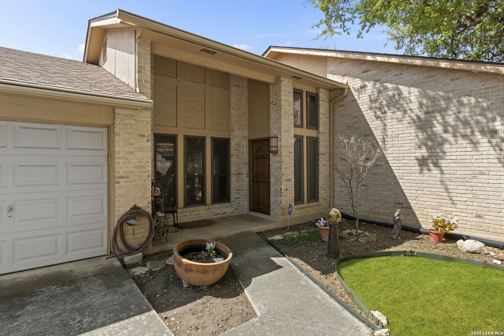 2422 Shadow Cliff St, ,  78232 — photo 1