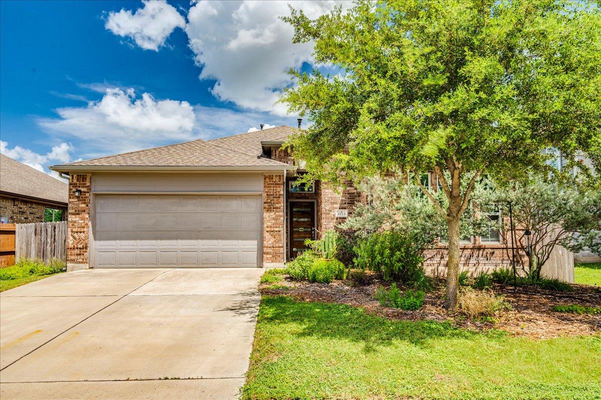 3113  Brand Iron Dr, San Marcos, TX 78666 — photo 1