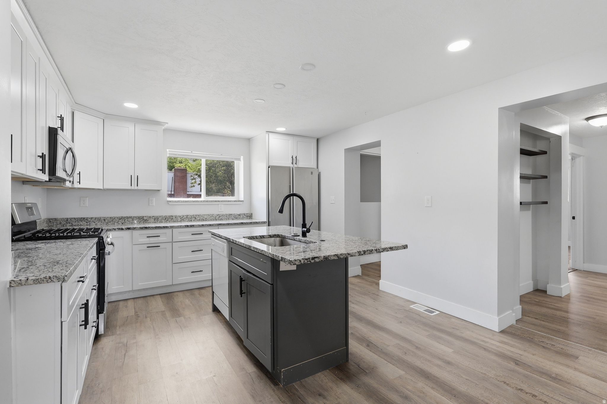 422 S MAIN ST, Tooele, UT 84074 — photo 1