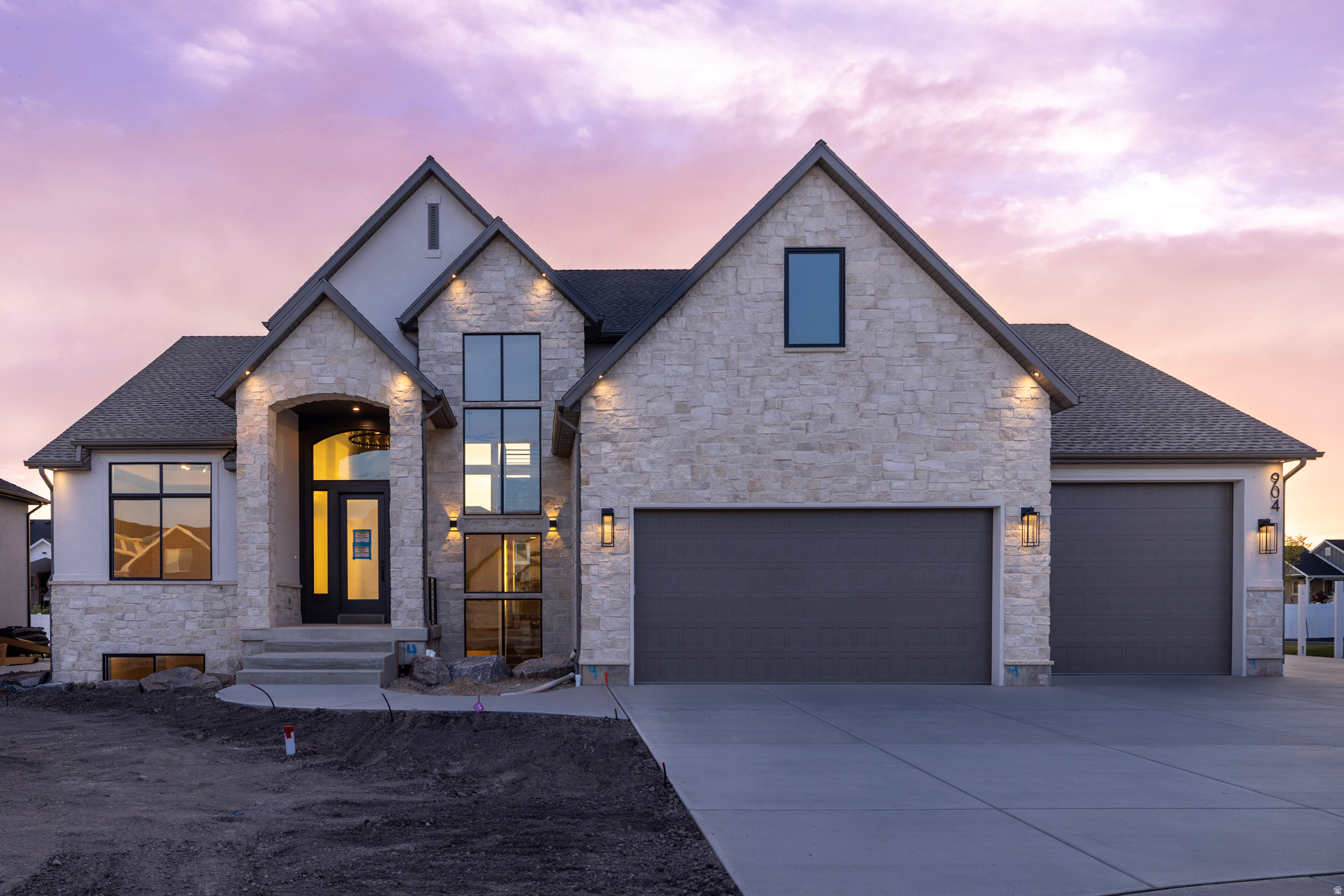 904 S 1900 W, Layton, UT 84041 — photo 1