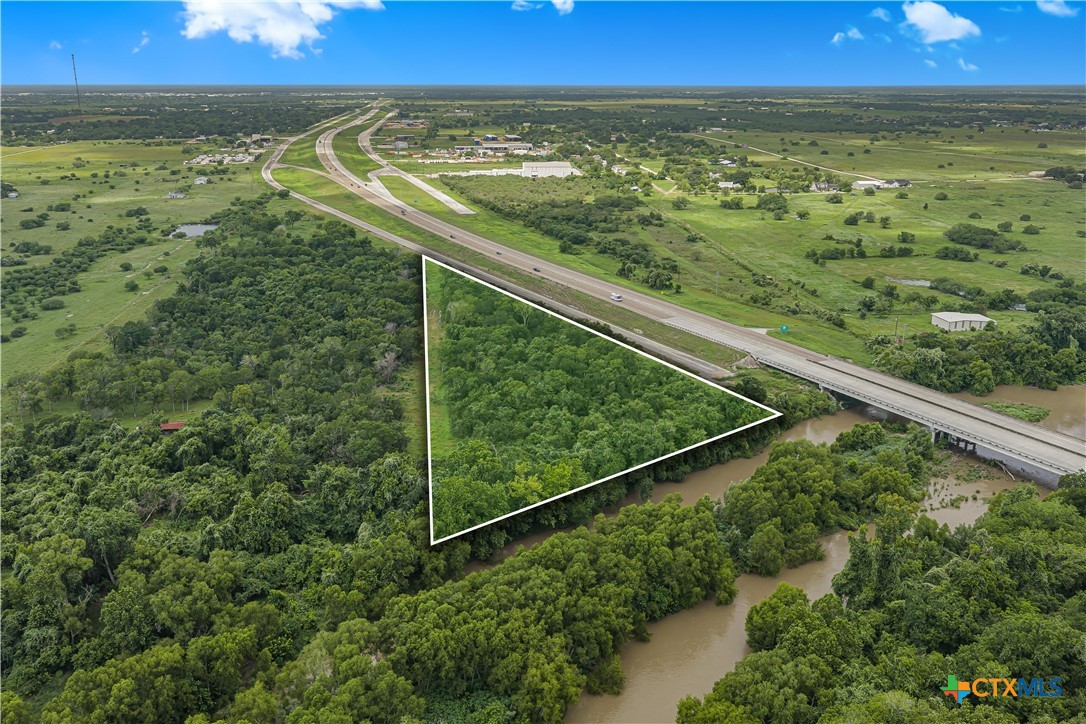 000 NW ZAC LENTZ PKWY, Victoria, TX 77905 — photo 1