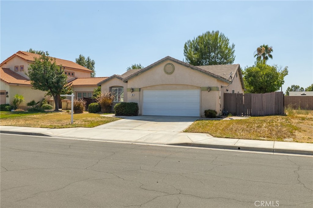 294 Quiet Court, San Jacinto, CA 92582 — photo 1