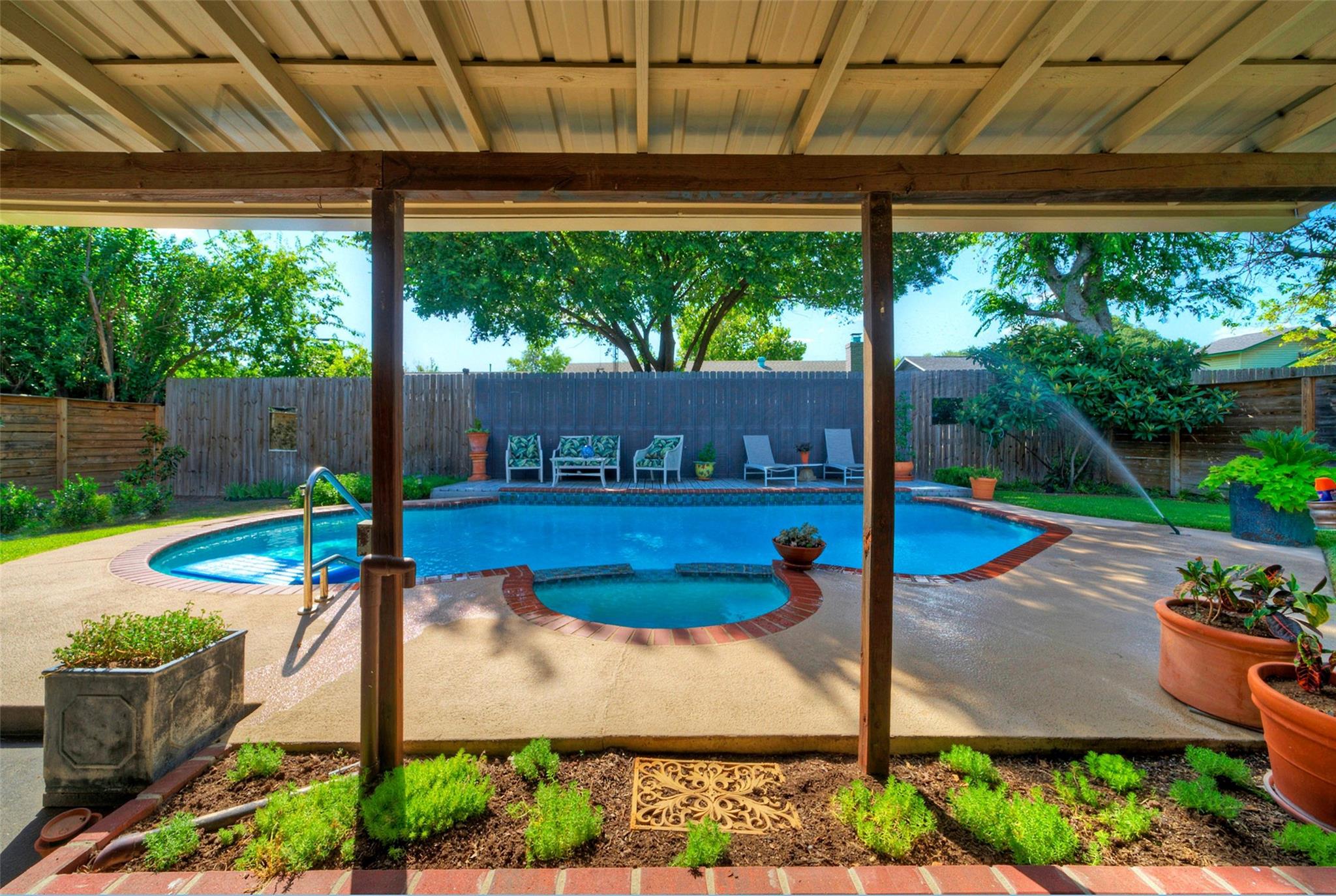 10606 Barnhill, Austin, TX 78758 — photo 1