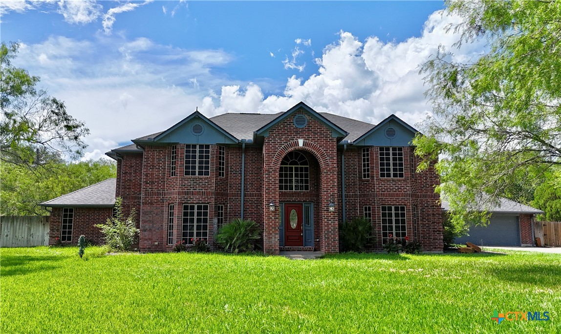 308 Kingwood Forest, Victoria, TX 77904 — photo 1