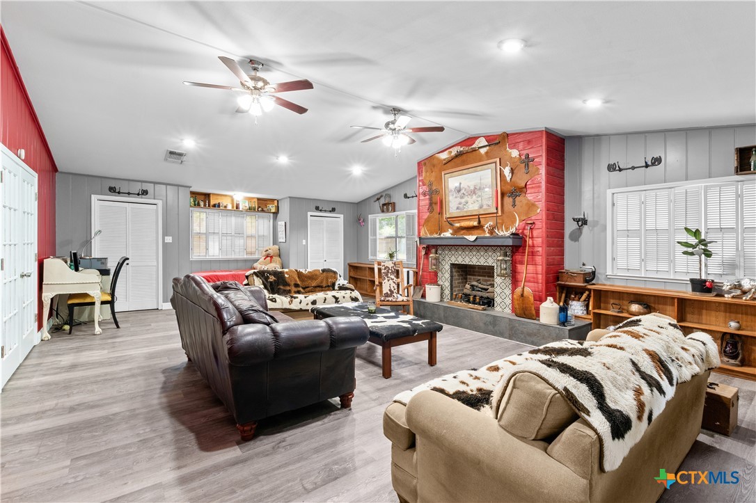 205 Live Oak Drive, Harker Heights, TX 76548 — photo 1