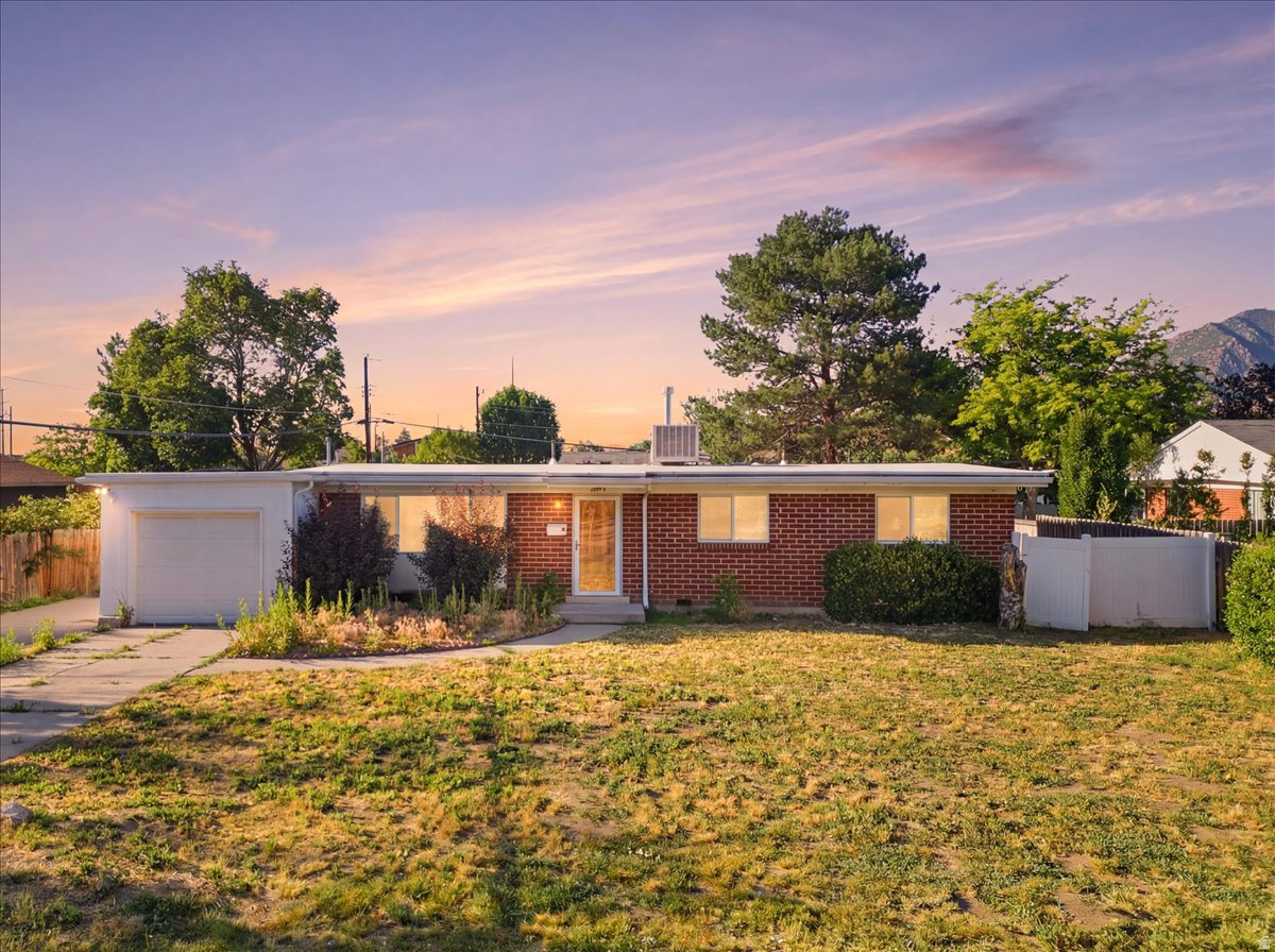 2355 E 7645 S, Cottonwood Heights, UT 84121 — photo 1
