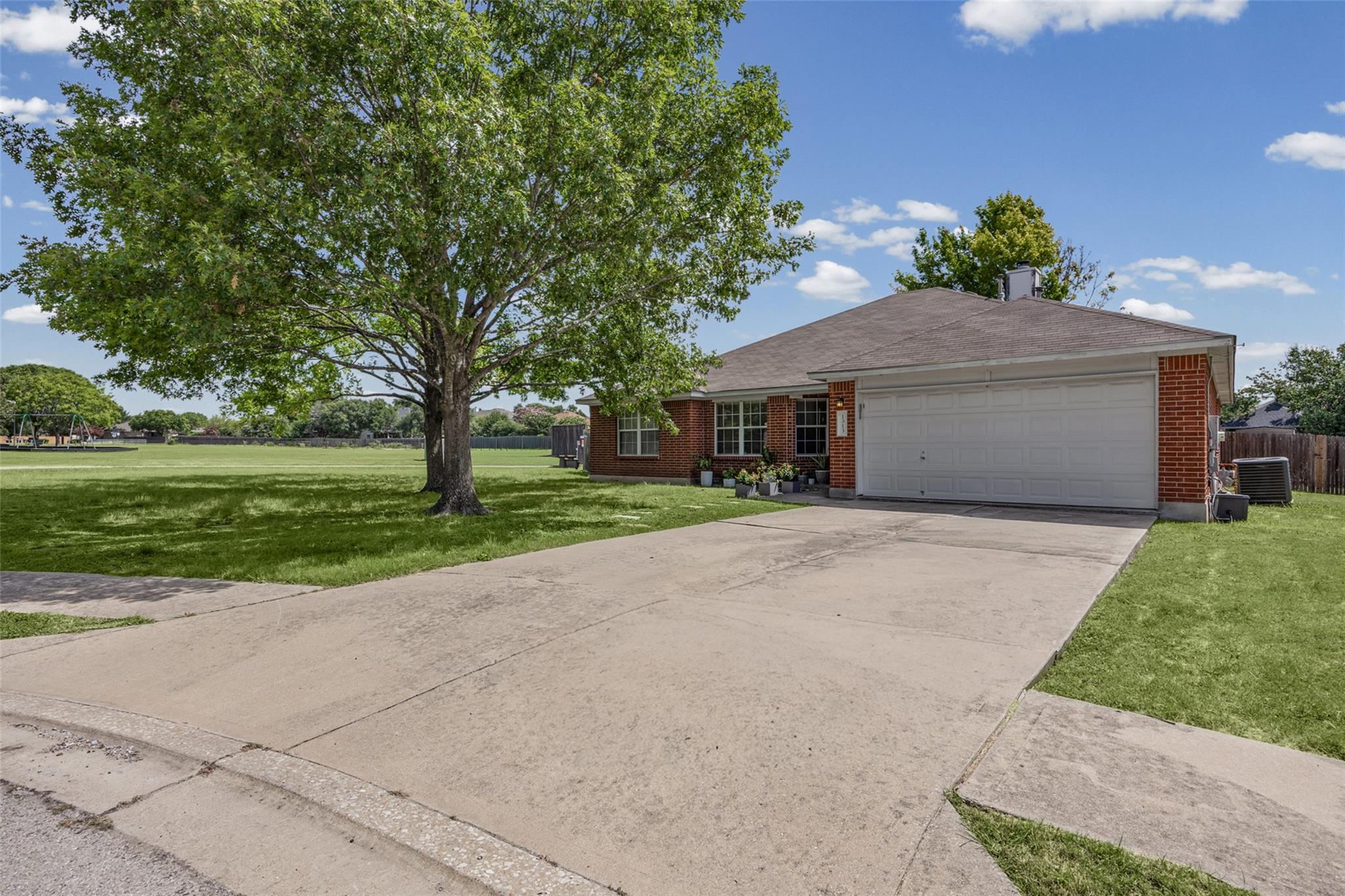 1313 Laurelleaf, Pflugerville, TX 78660 — photo 1