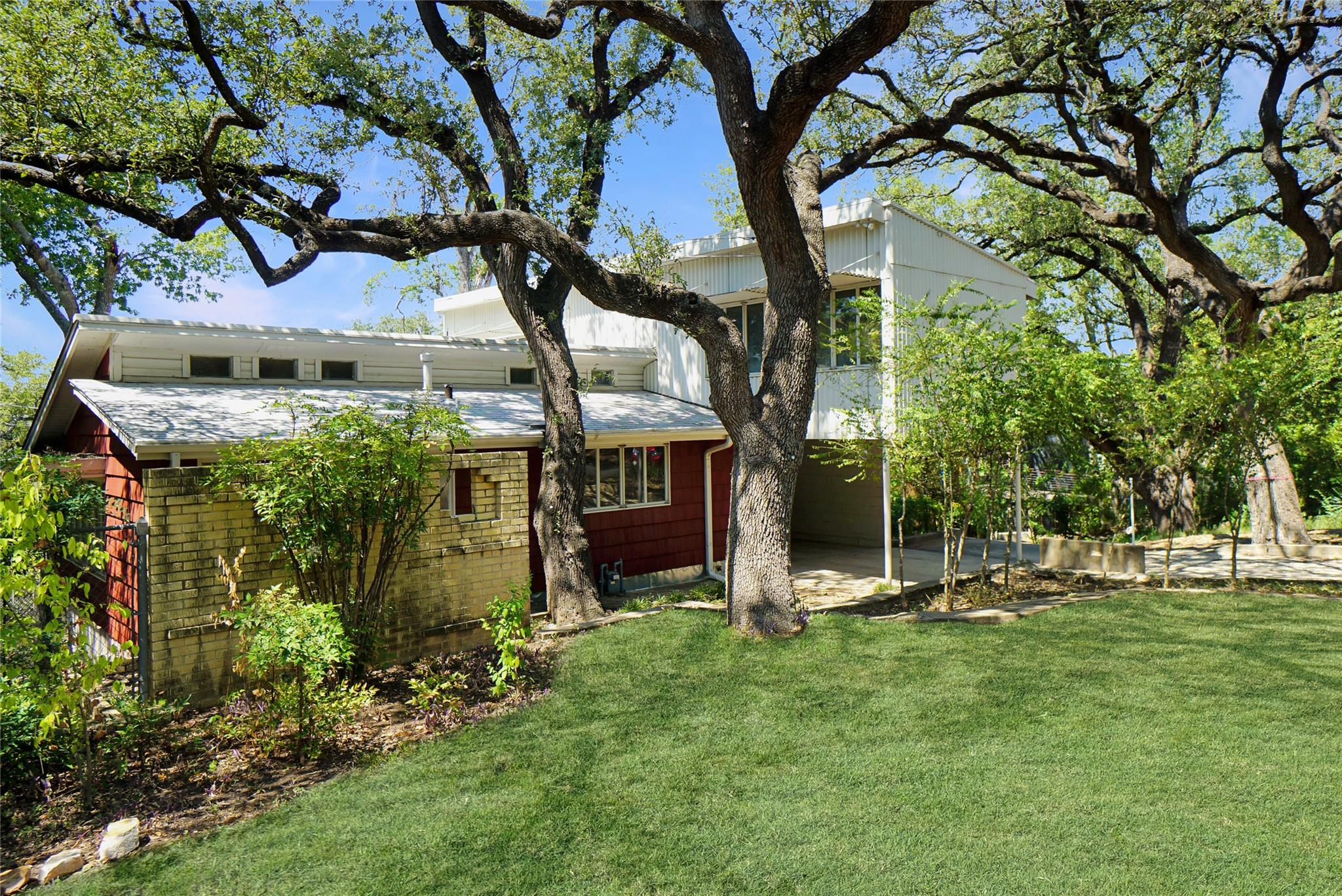 1806 Alta Vista, Austin, TX 78704 — photo 1