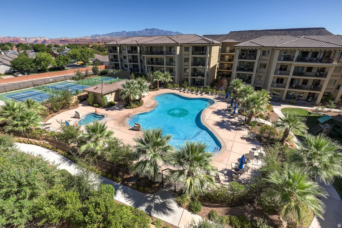 1111 S GAP CANYON PKWY DR #W101, St. George, UT 84770 — photo 1