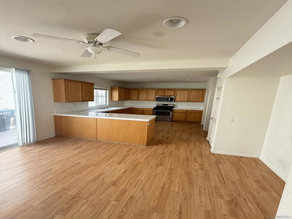 4437 Leonard Ct, Riverside, CA 92501 — photo 1